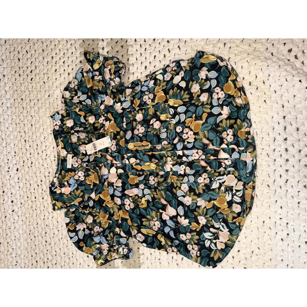 Anthropology Petite Floral Button-Up Blouse Size SP